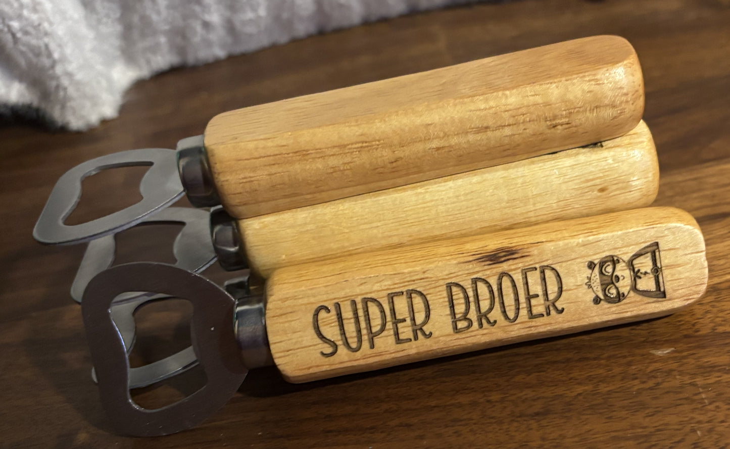 Gegraveerde flessenopener Super Held