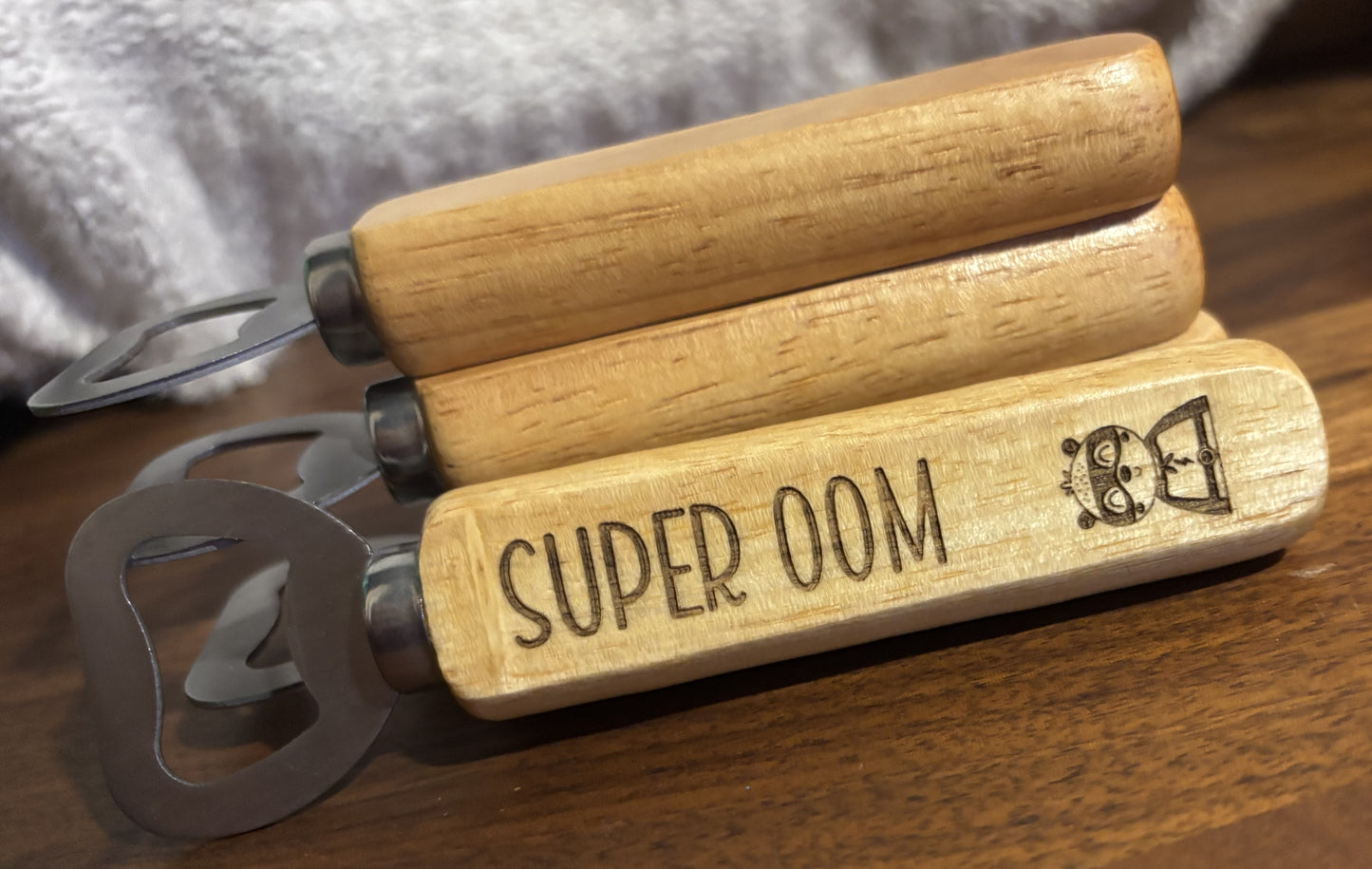 Gegraveerde flessenopener Super Held